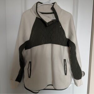 Abercrombie & Fitch Cream and Olive Pullover